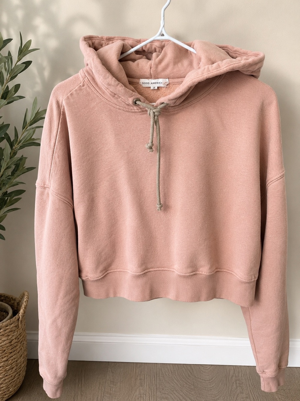 Good American Blush Cropped Hoodie with Drawstring
